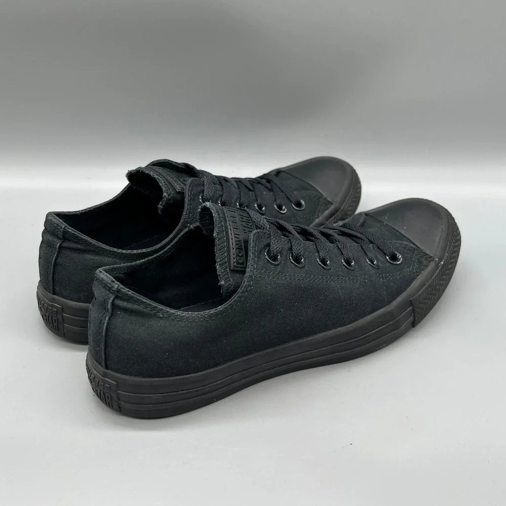 Converse Shoes Men 7 Black Canvas Chuck Taylor All Star Low Top Sneakers Comfort